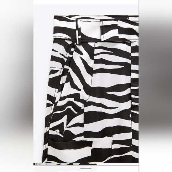 ZARA Limited Edition Animal print Flowy High Waist  pants - Picture 5 of 11